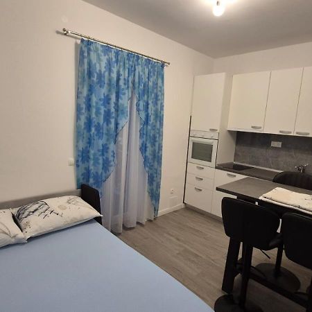 Apartments Sea Star Kastela Ngoại thất bức ảnh
