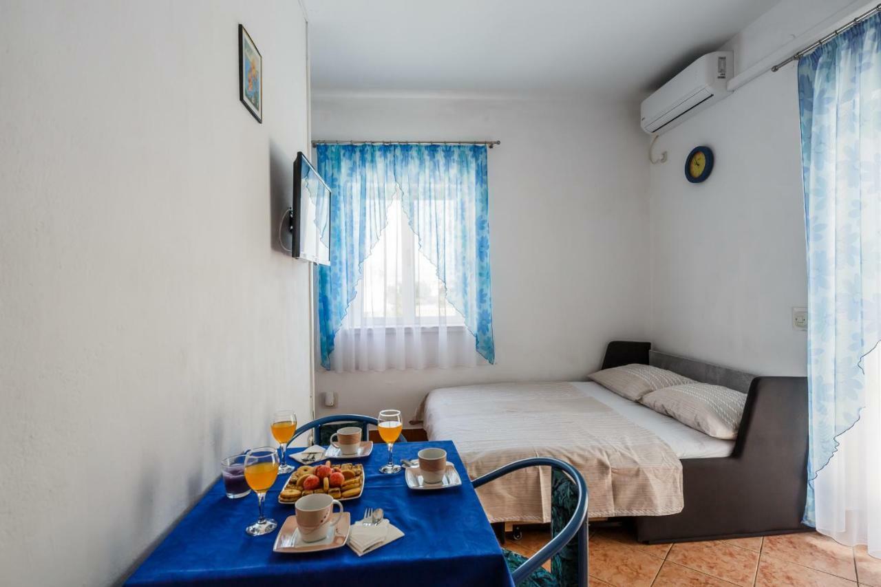 Apartments Sea Star Kastela Ngoại thất bức ảnh