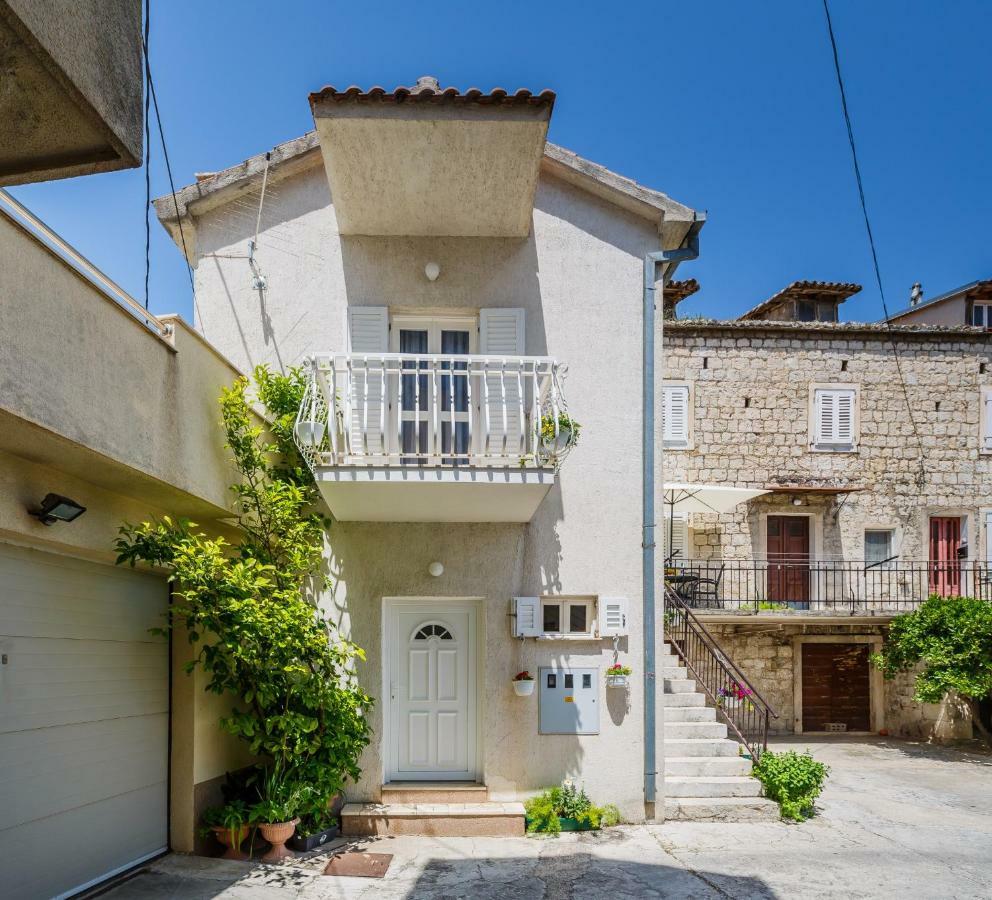 Apartments Sea Star Kastela Ngoại thất bức ảnh