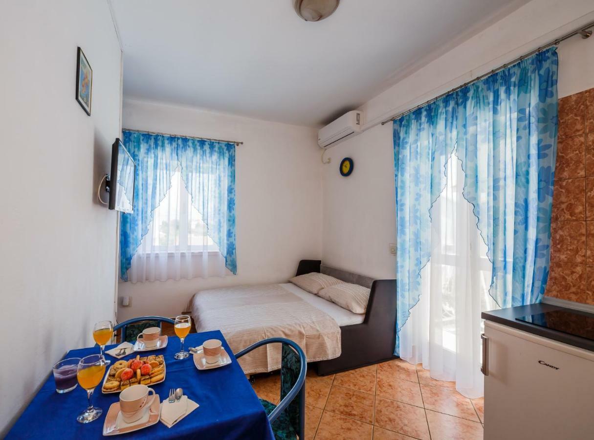 Apartments Sea Star Kastela Ngoại thất bức ảnh
